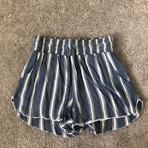 Hollister Size XS Blue/White Striped Shorts